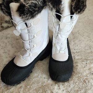Kamik snow boots